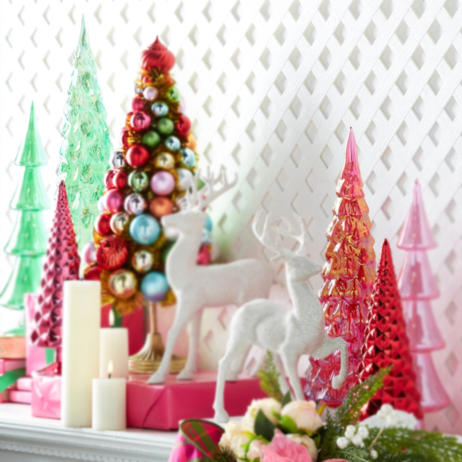 Raz 18" Large Iridescent Red Or Green Glass Tree Christmas Decoration 4 Raz 18" Large Iridescent Red Or Green Glass Tree Christmas Decoration - Image 4