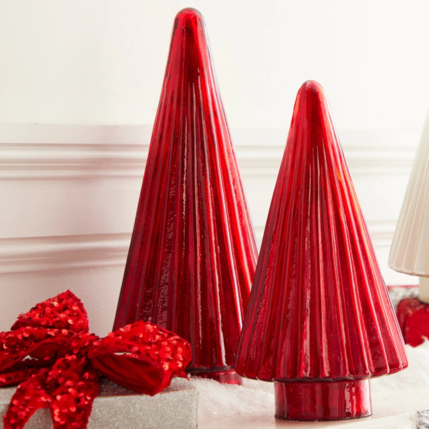 Raz 11.75" Or 15" Red Glass Tree Christmas Decoration 1 Raz 11.75" Or 15" Red Glass Tree Christmas Decoration