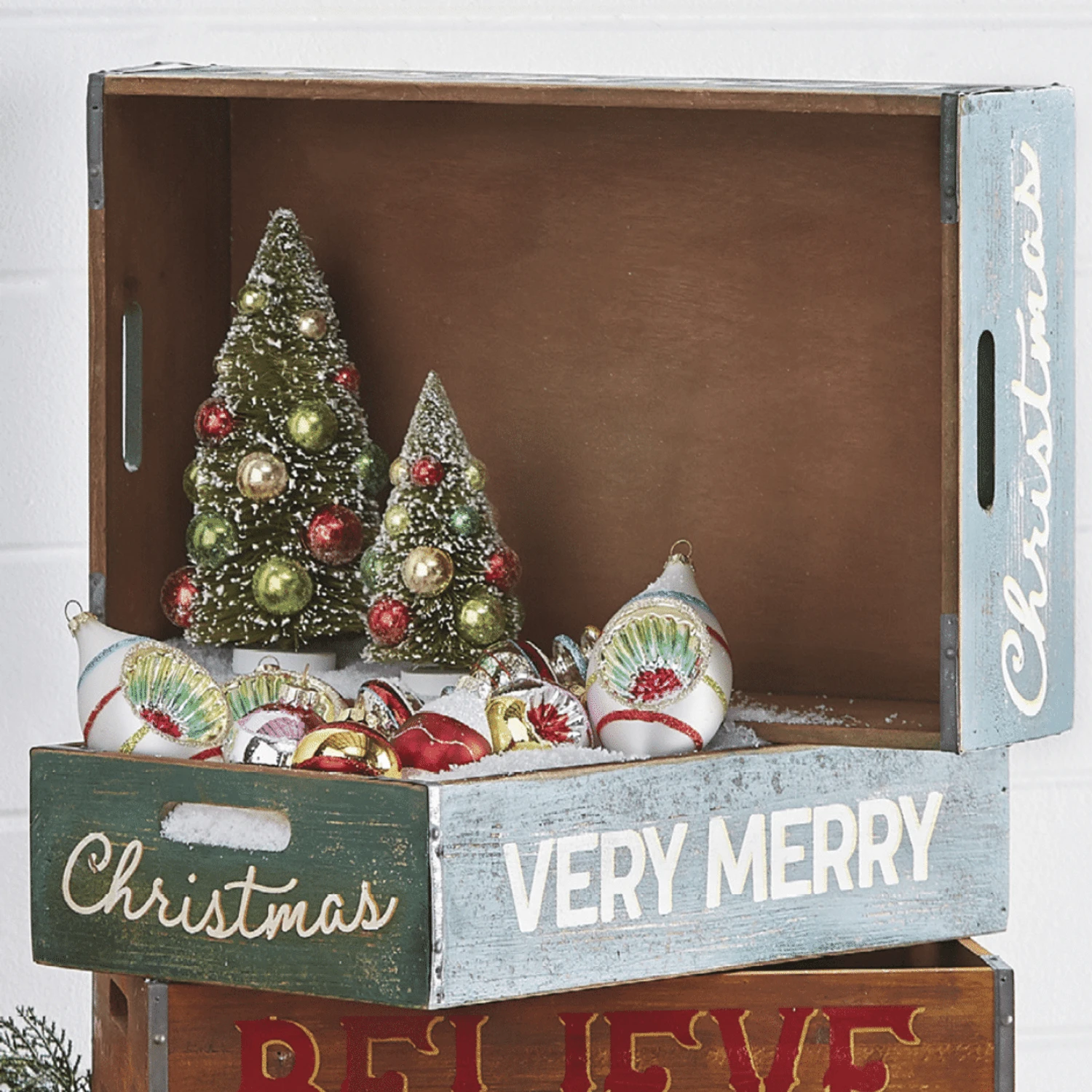 Raz Set Of 2 Very Merry Christmas Crate Decoration 4112320 1 Raz Set Of 2 Very Merry Christmas Crate Decoration 4112320