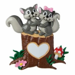 Squirrel Couple On Tree Trunk With Heart Personalized Christmas Ornament OR1890-SQ -Xmas Ornaments Shop apiutkmwl 17748.1646091871