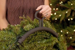 Treekeeper 36" Foam Lined Wreath Keeper With Removable Handle TK-10112 23 Treekeeper 36" Foam Lined Wreath Keeper With Removable Handle TK-10112 -Xmas Ornaments Shop apivpkw8a 31687.1646091867
